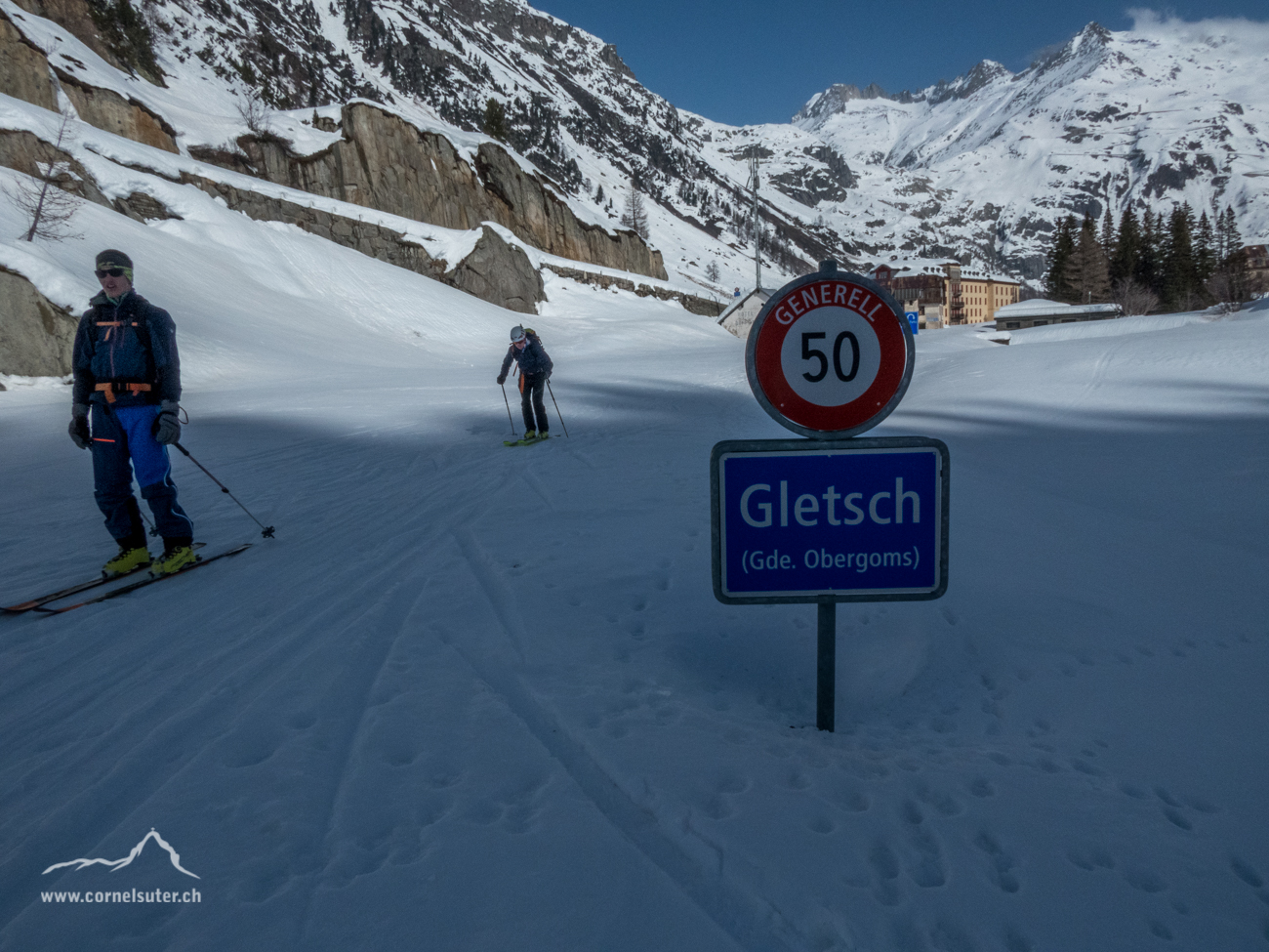 Abfahrt bei Gletsch....