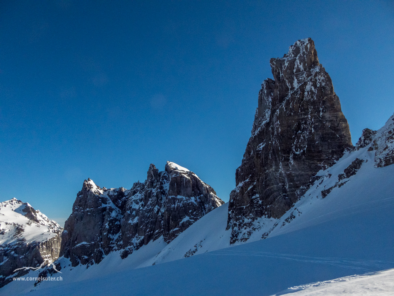 Beim Chüefadpass 2896m mitte der Gross Spannort 3198m.