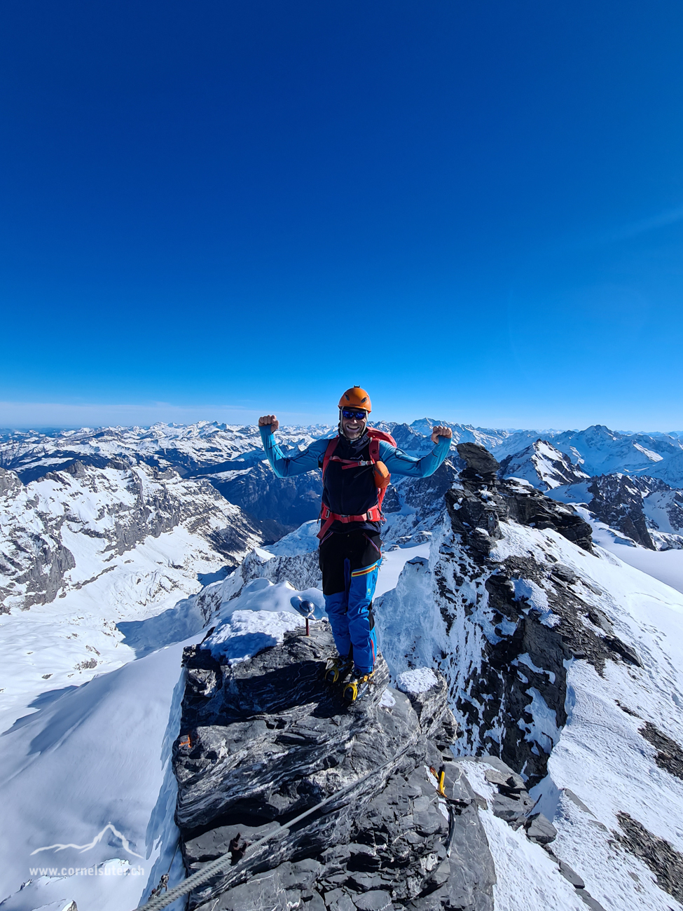 Freude herrscht auf dem Gross Spannort 3198m.