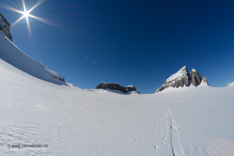 Auf dem Glattfirn, Chli Spannort 3140m und Gross Spannort 3198m.