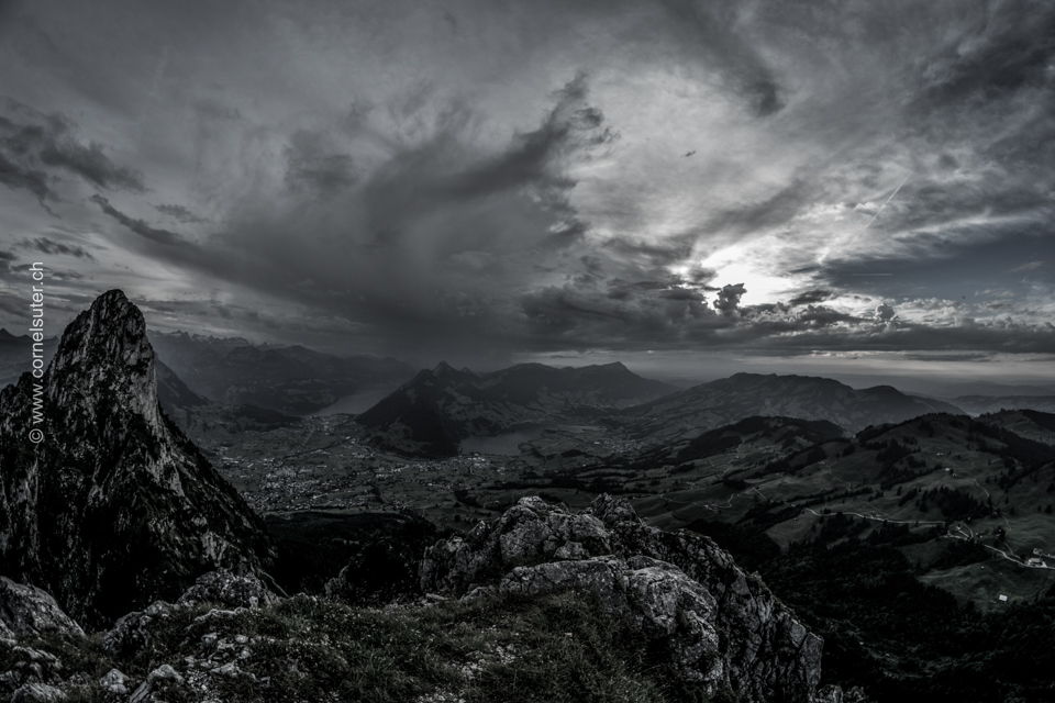 Gewitter nähert sich zum Haggenspitz 1761m, schnell absteigen.